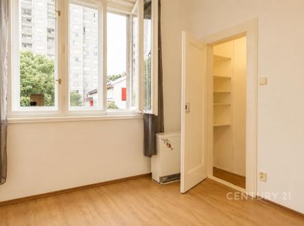 Pronájem bytu, 2+kk, 42 m²