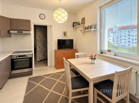 Pronájem bytu, 2+kk, 46 m²