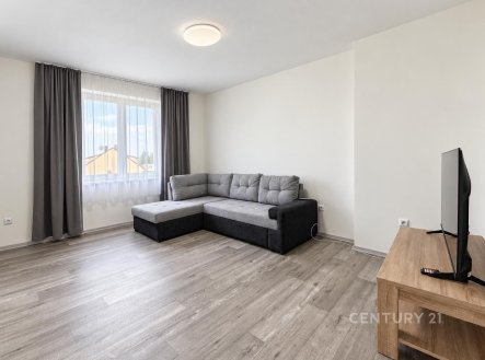 Pronájem bytu, 1+kk, 34 m²
