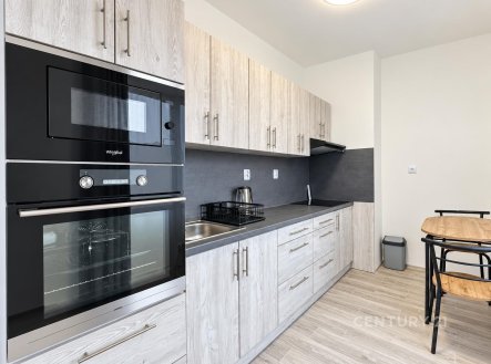 Pronájem bytu, 1+kk, 34 m²