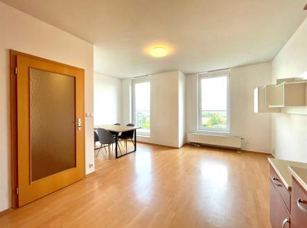 Pronájem bytu, 3+kk, 75 m²