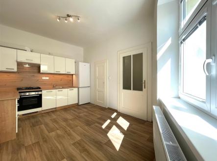 Pronájem bytu, 2+kk, 37 m²