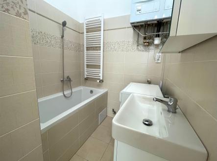 Pronájem bytu, 2+kk, 37 m²