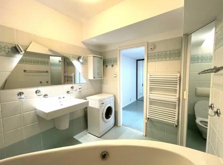 Pronájem bytu, 3+kk, 75 m²