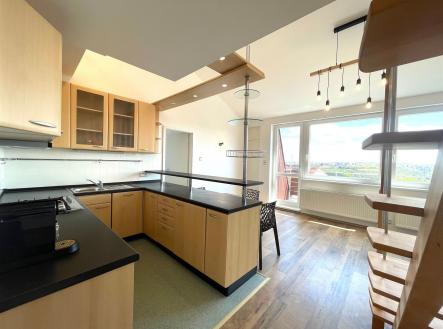 Pronájem bytu, 3+kk, 75 m²