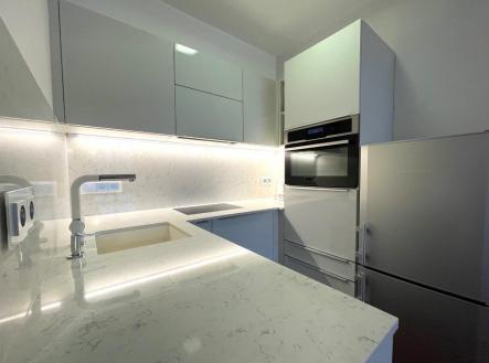 Pronájem bytu, 2+kk, 47 m²