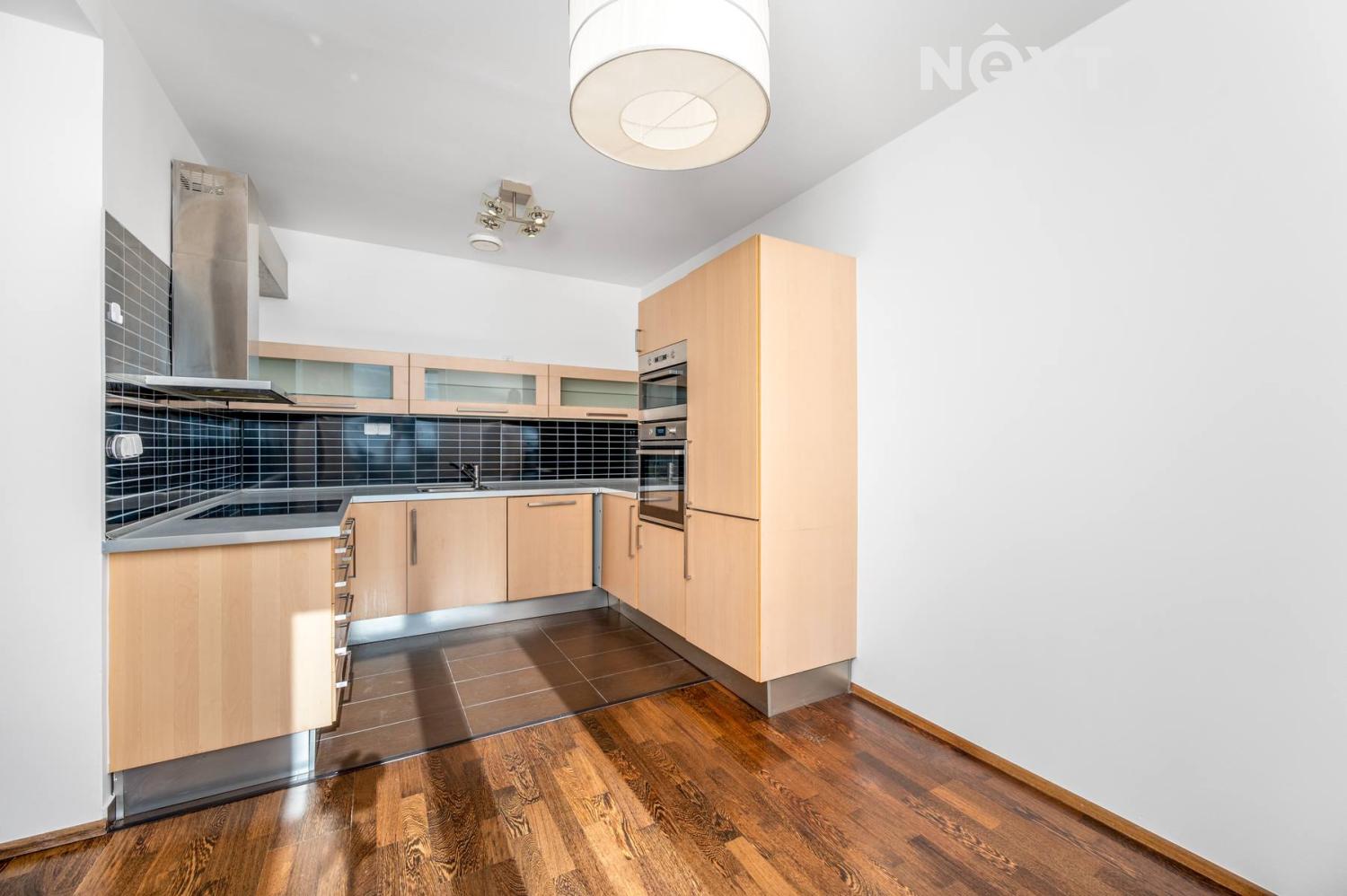 Prodej byt 2+kk, 64㎡