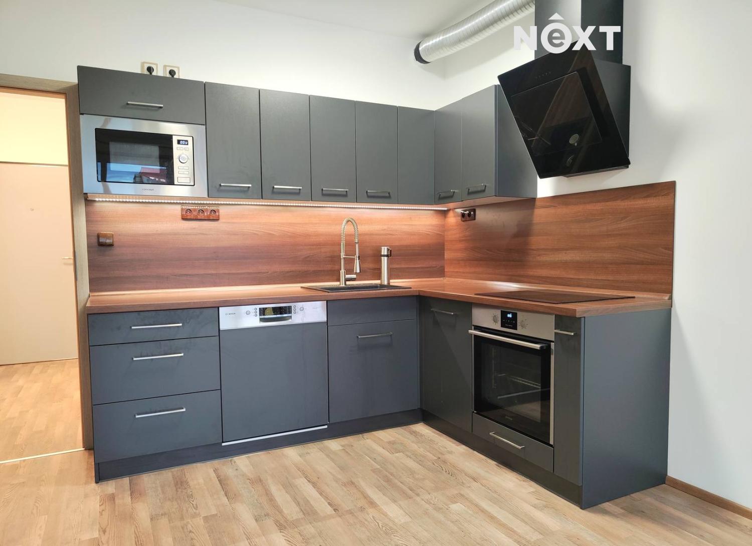 Pronájem byt 2+kk, 56㎡