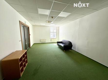 Pronájem kanceláře, 168 m²