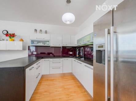 Pronájem bytu, 3+kk, 95 m²