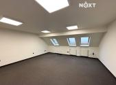 Pronájem kanceláře, 77 m²