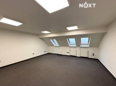 Pronájem kanceláře, 32 m²
