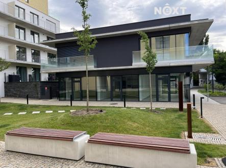 Pronájem komerčního objektu, obchodní centrum, 40 m²