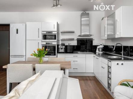 Prodej bytu, 2+kk, 93 m²