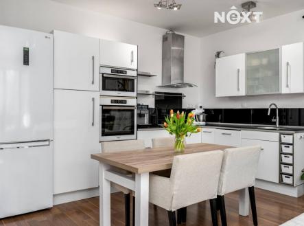 Prodej bytu, 2+kk, 93 m²