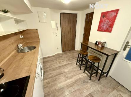 Pronájem bytu, 1+1, 33 m²