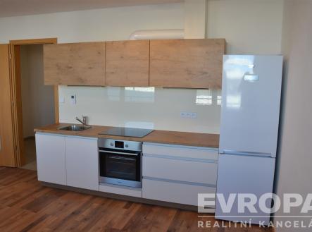 Pronájem bytu, 1+kk, 32 m²