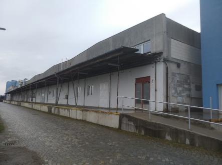 Pronájem komerčního objektu, výroba, 4 800 m²
