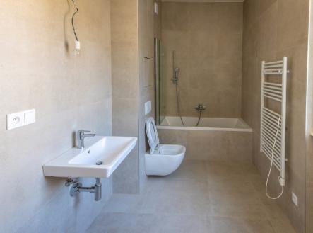 Prodej bytu, 2+kk, 64 m²