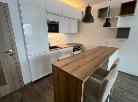 Pronájem bytu, 2+kk, 46 m²