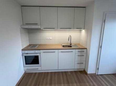 Pronájem bytu, 2+1, 80 m²