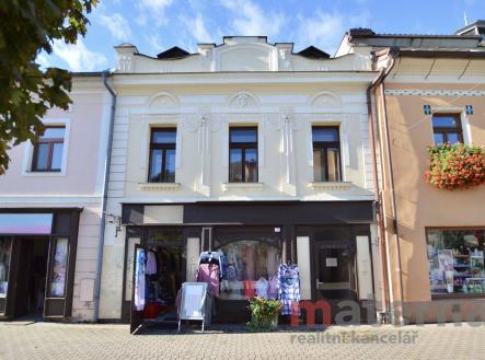 Prodej nájemního domu, 307 m²