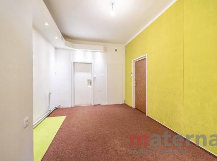 Pronájem kanceláře, 96 m²