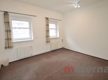 Pronájem kanceláře, 16 m²