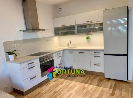 Pronájem bytu, 3+kk, 79 m²