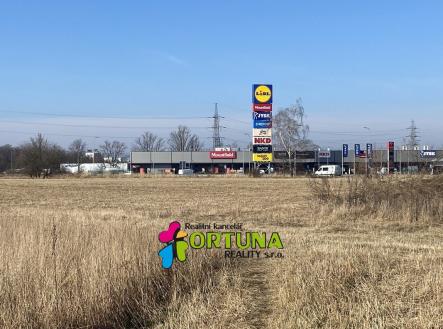 Prodej pozemku pro komerční výstavbu, 4 867 m²