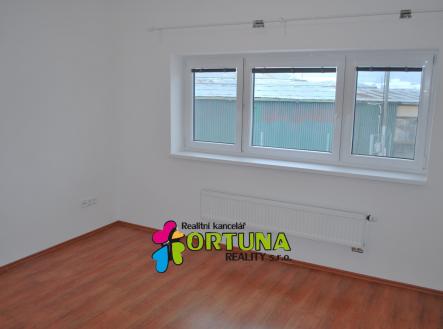 Pronájem bytu, 3+kk, 67 m²