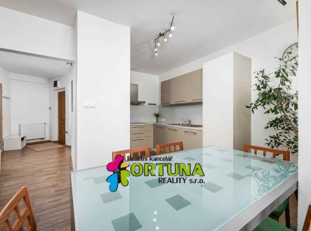 Prodej bytu, 4+kk, 186 m²