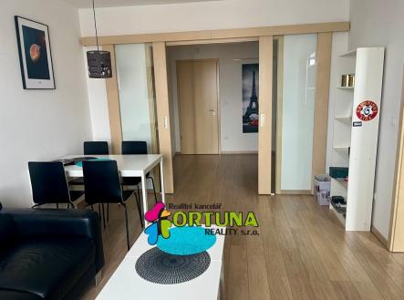 Pronájem bytu, 2+1, 60 m²