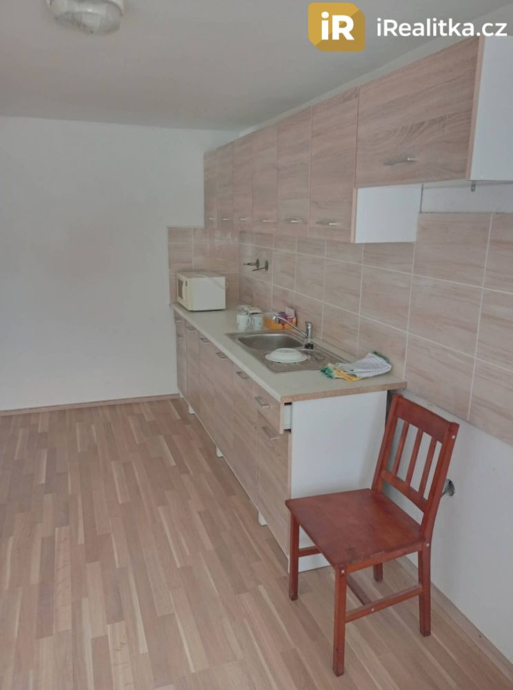 Prodej rodinného domu, 5 pokojů, 150 m², Prasklice