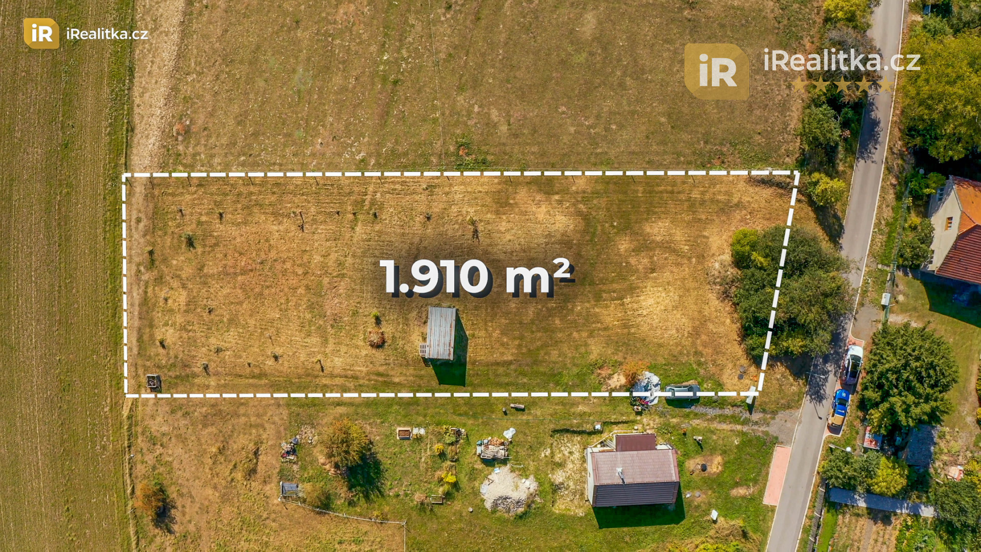 Velký stavební pozemek 1.910 m2, Charvatce - Mladá Boleslav