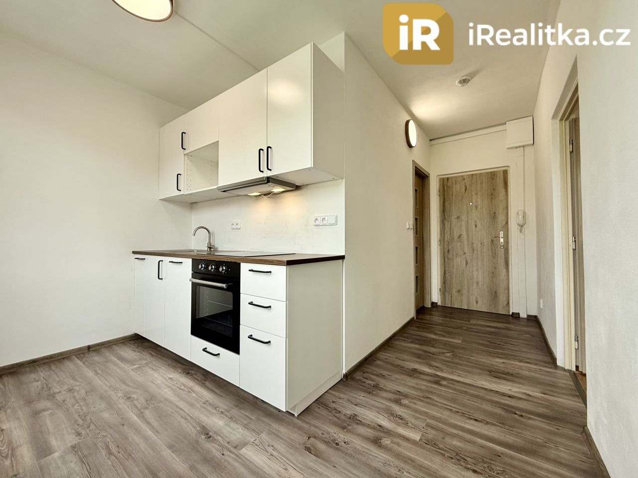 Prodej bytu, 1+1, 32 m², Náchod