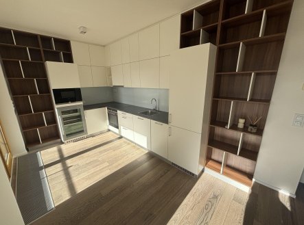 Prodej bytu, 2+1, 71 m² obrázek