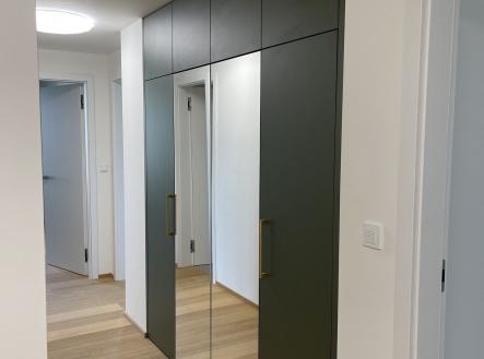 Pronájem bytu, 3+kk, 80 m²