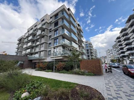 Pronájem bytu, 1+kk, 32 m²