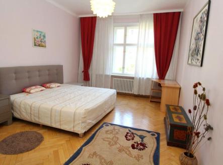 Pronájem bytu, 4+kk, 145 m²