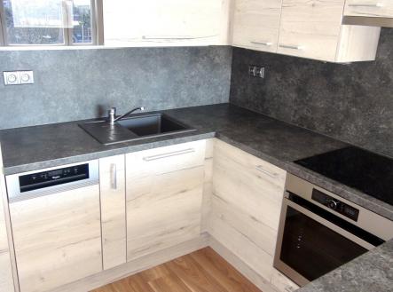 Pronájem bytu, 2+kk, 56 m²