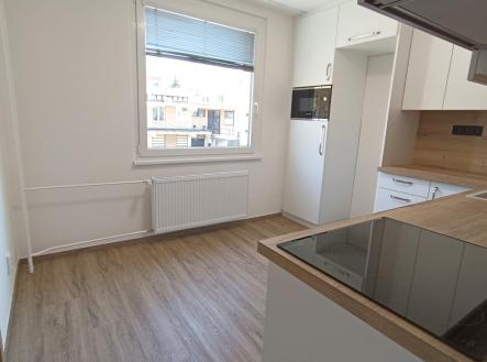 Pronájem bytu, 3+1, 74 m²