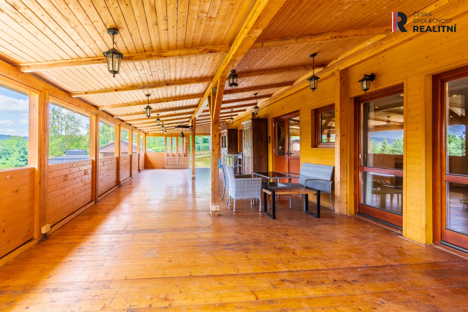 Prodej  - dům/vila, 264 m2