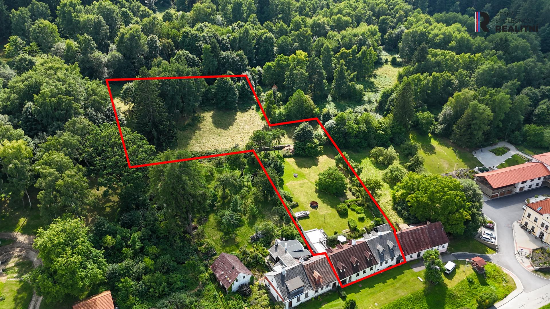 Prodej  - dům/vila, 387 m2