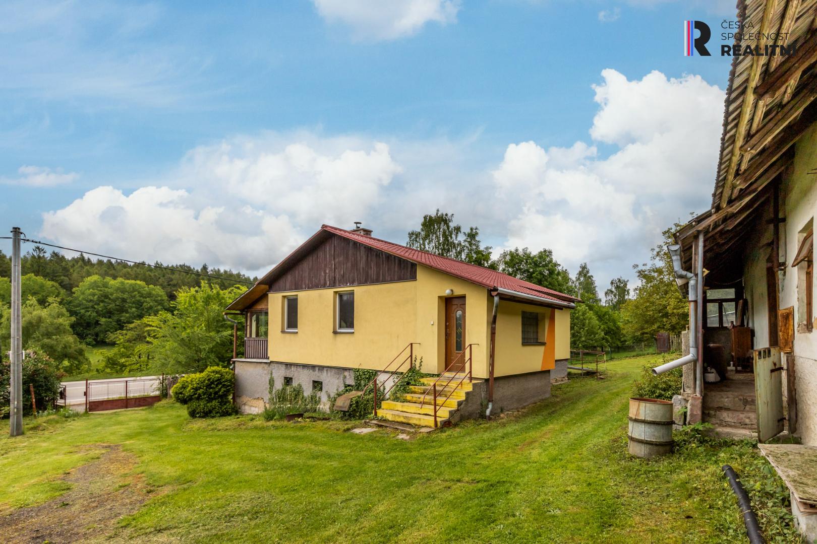 Prodej  - pozemek pro komerční výstavbu, 5 037 m2