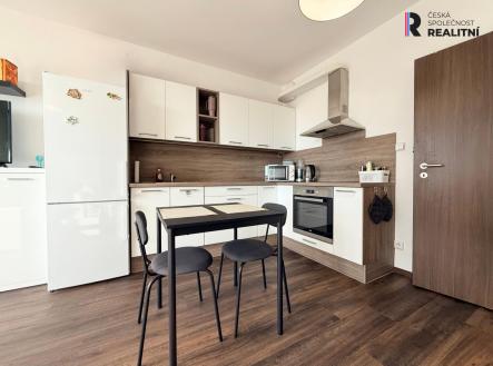 Pronájem bytu, 1+kk, 27 m²