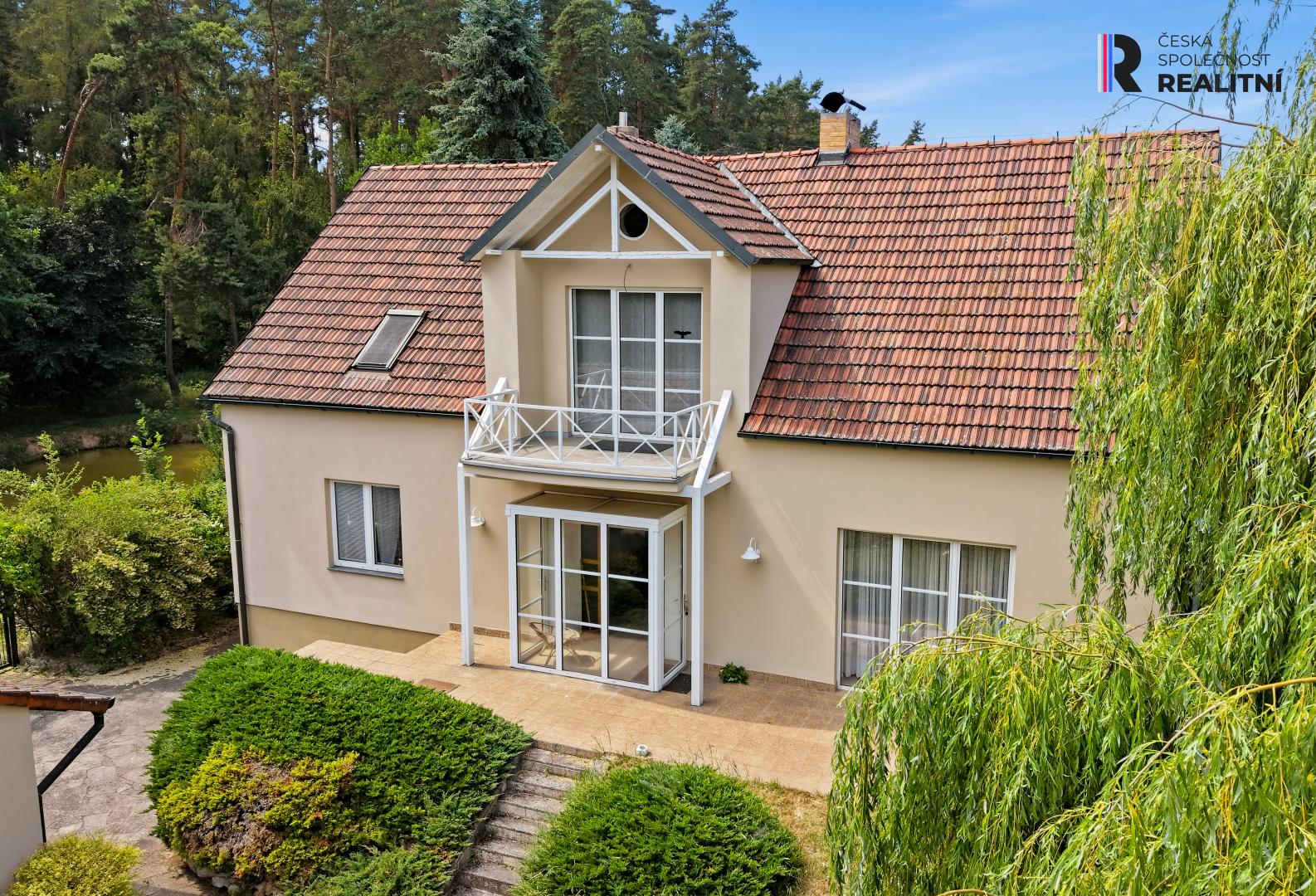 Prodej  - dům/vila, 300 m2
