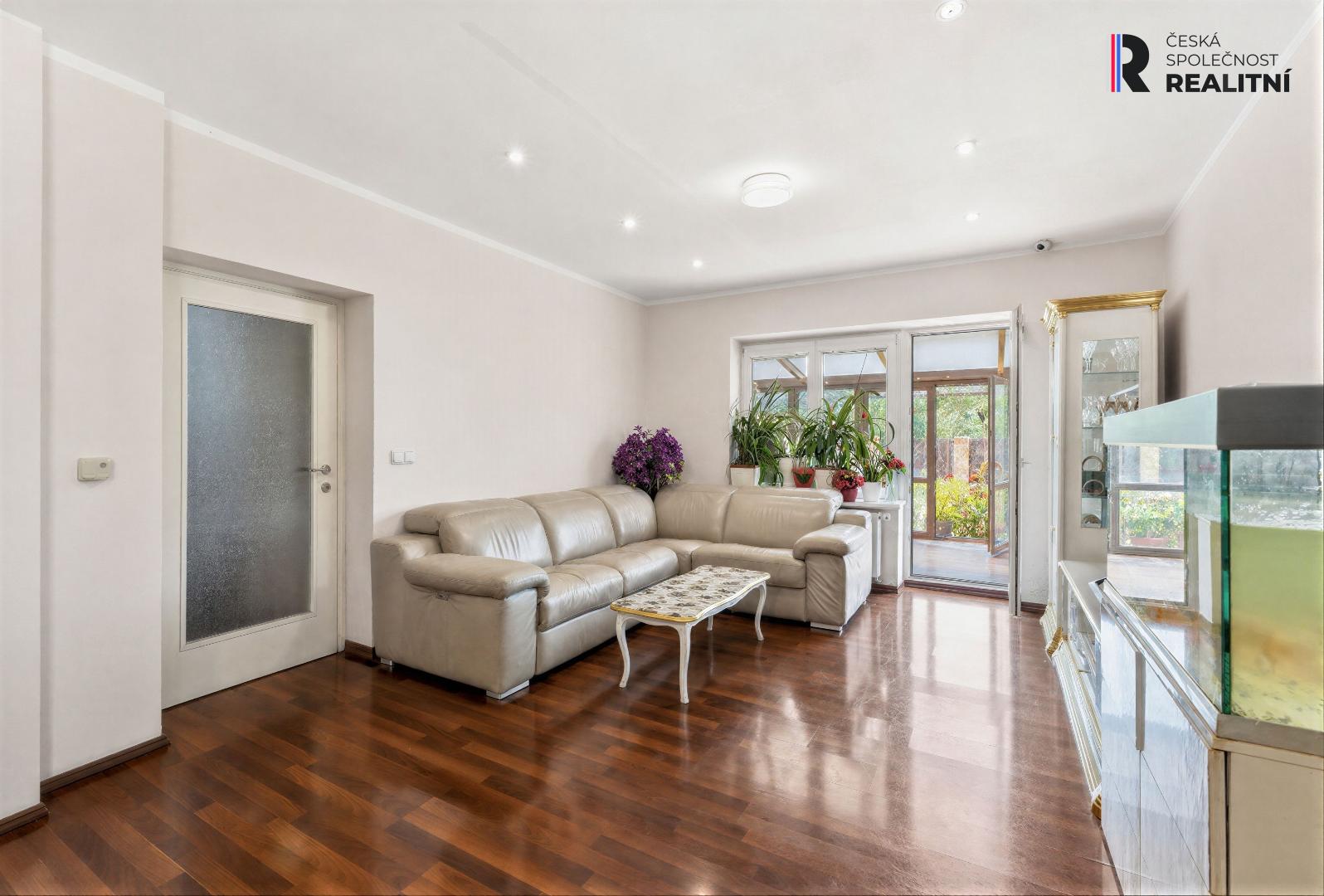 Prodej  - dům/vila, 340 m2