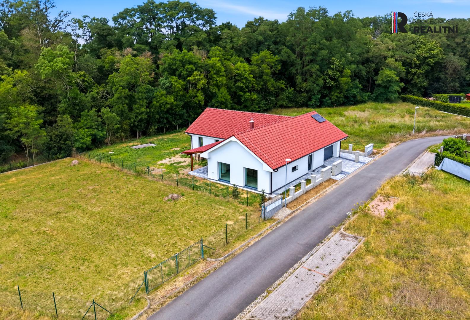 Prodej  - dům/vila, 200 m2