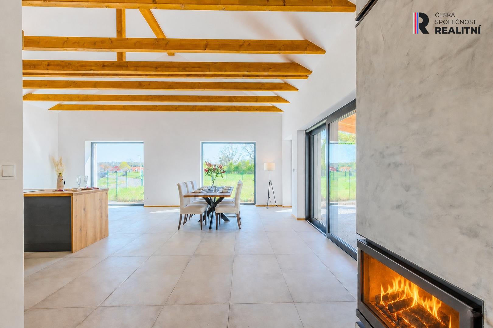 Prodej  - dům/vila, 200 m2